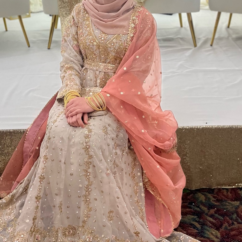 Elegant Gold and Pink Embellished Dress